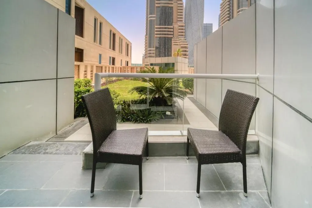 Stunning 1-Bed Duplex - Dubai Marina Apartment