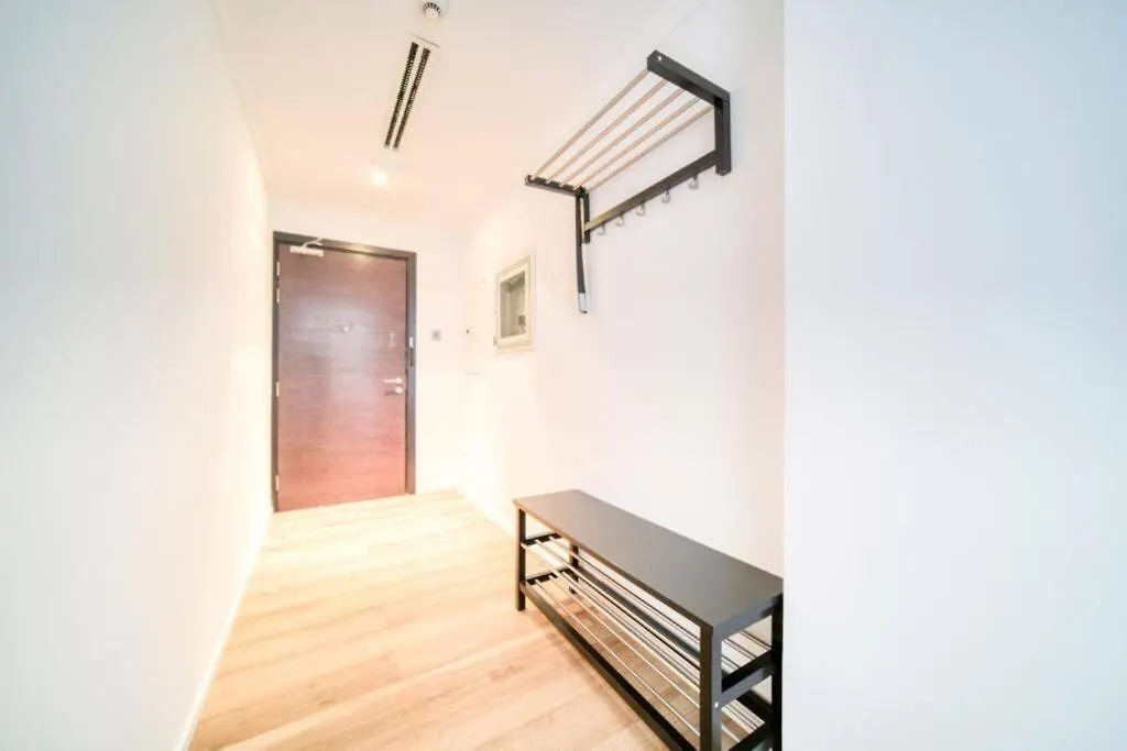 Stunning 1-Bed Duplex - Dubai Marina Apartment