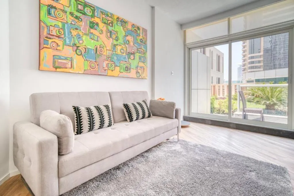 Stunning 1-Bed Duplex - Dubai Marina Apartment