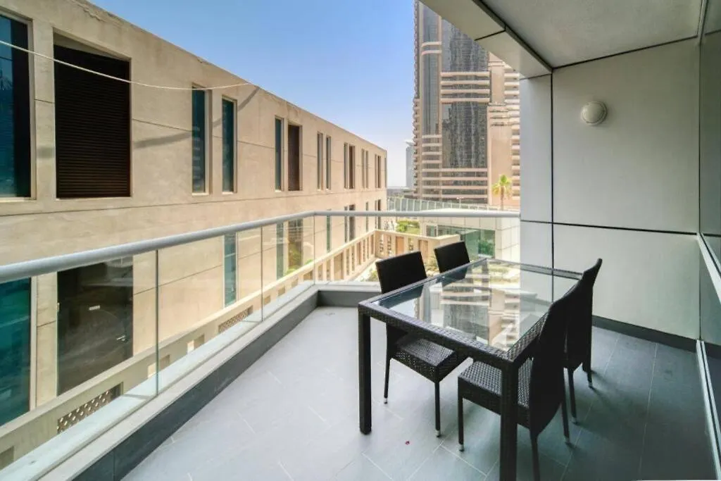 Stunning 1-Bed Duplex - Dubai Marina Apartment